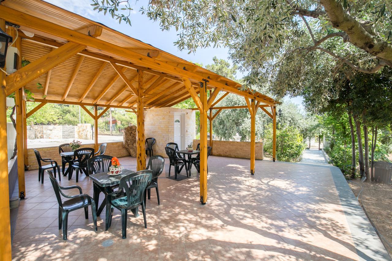 Villa Dimitris Potos Luaran gambar
